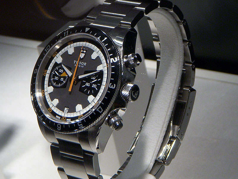Calibre top 2892 tudor